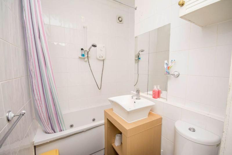 Edinburgh Central Roomz Aparthotel Zewnętrze zdjęcie